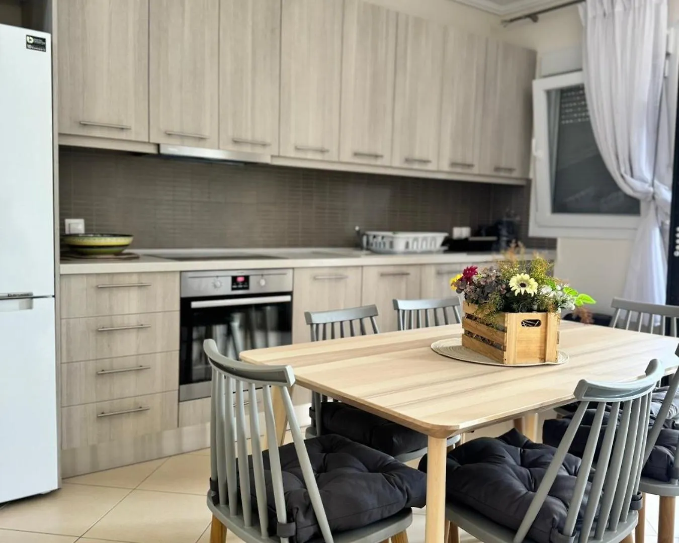 K&B House Apartment Nikiti